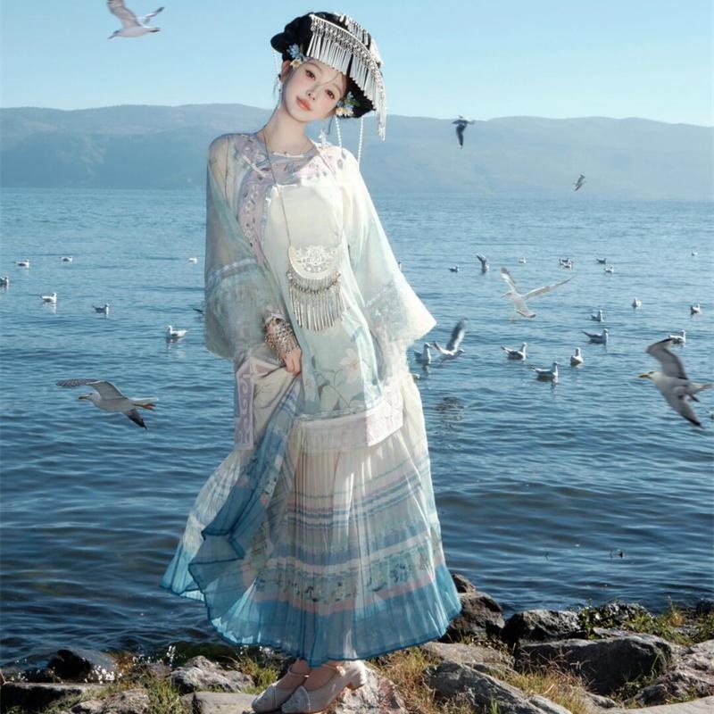 Blue Ethnic Minority Women's C - Ethnic Fashion Studio 评论和价格
