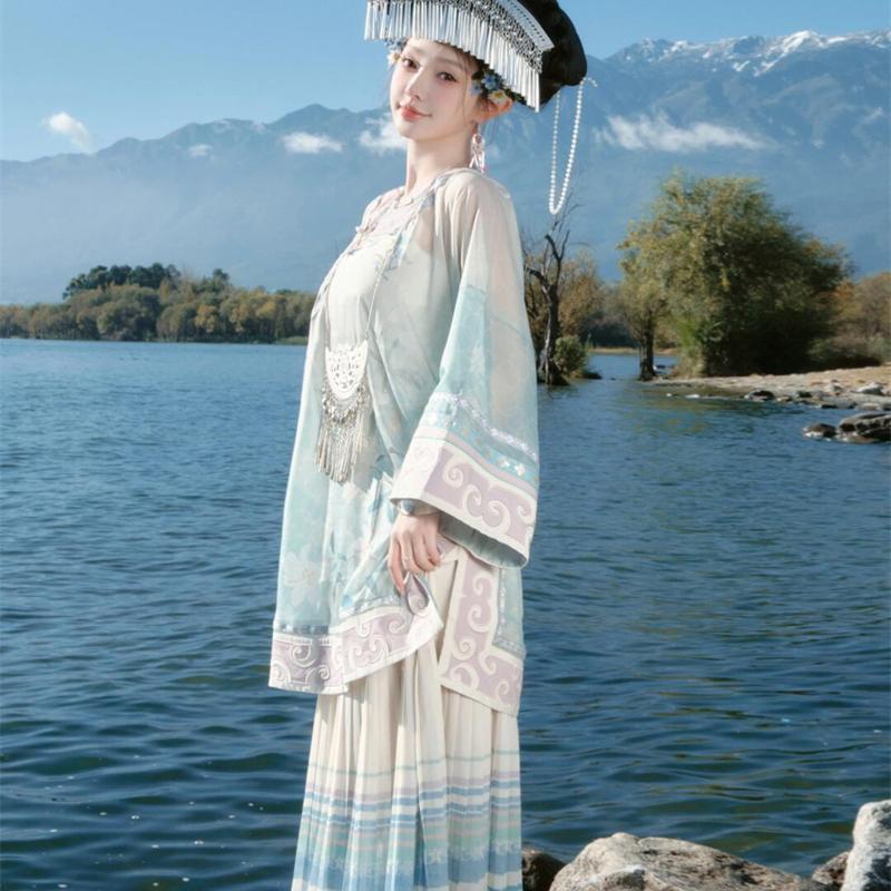 Blue Ethnic Minority Women's C - Ethnic Fashion Studio 评论和价格