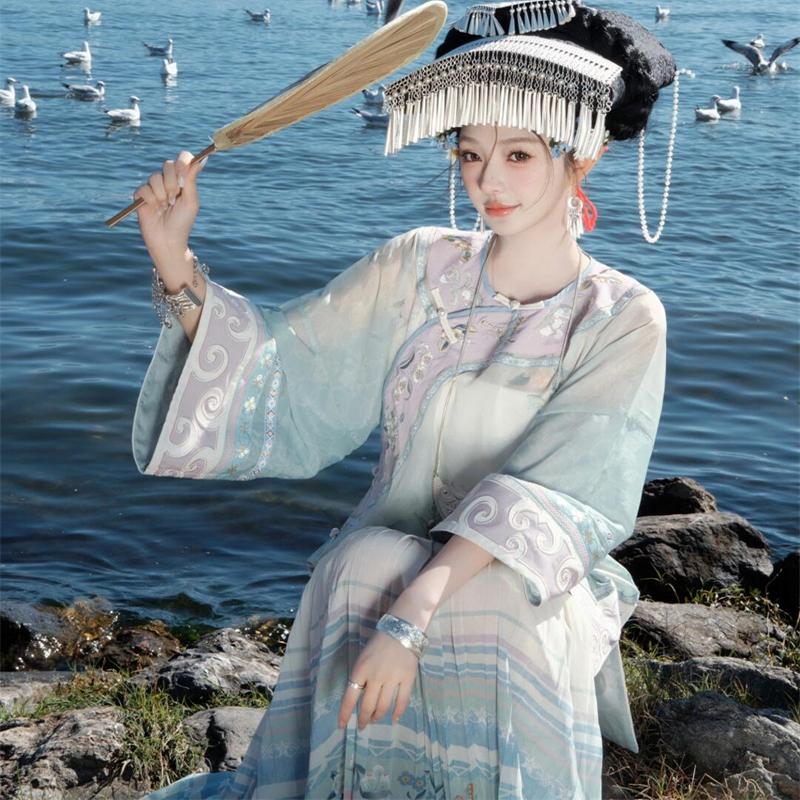 Blue Ethnic Minority Women's C - Ethnic Fashion Studio 评论和价格