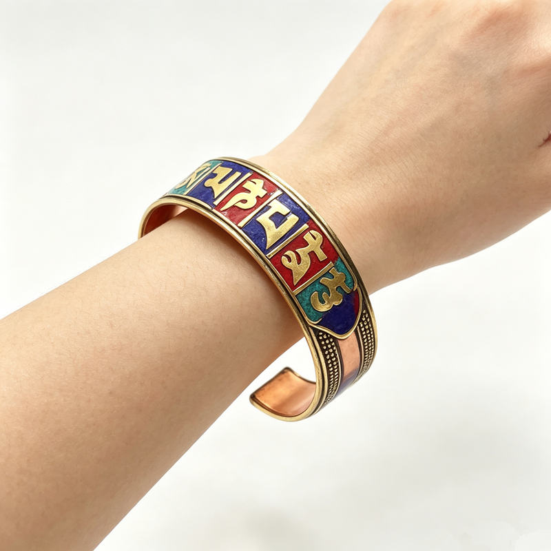 BB-193 Tibetan Mantras Amulet  - Ethnic Fashion Com 评论和价格